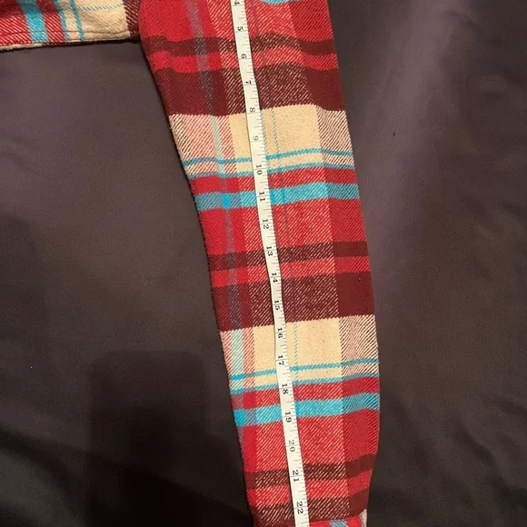 Quiksilver Red and Blue Plaid Men's Shirt - Picture 8 of 9